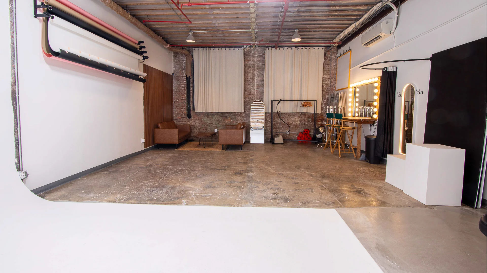 Studio E