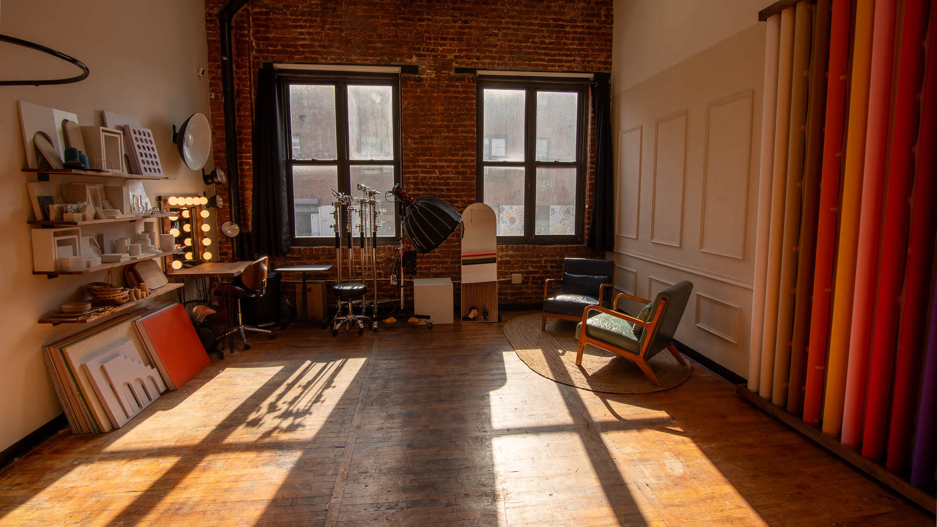 Studio F